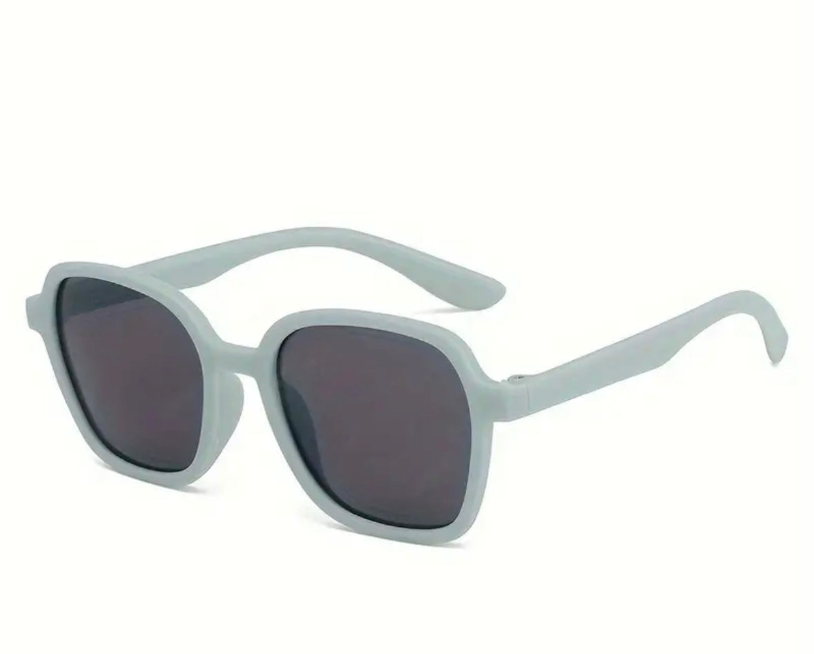 Girls sunglasses (several styles)