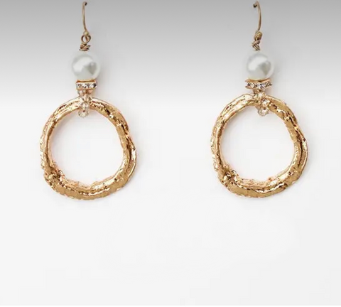 Gold Circle Earrings with Pearl