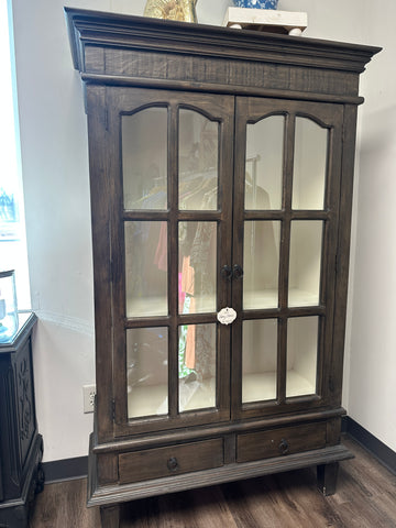 Double Door Glass Pain Farmhouse Audrey Display Cabinet