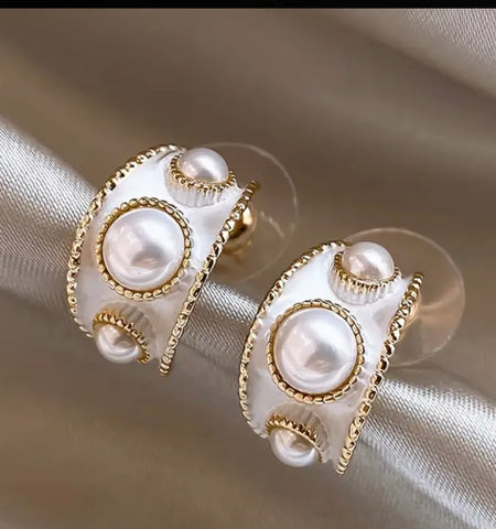 C-Shaped Faux Pearl Earrings