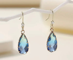 Crystal Waterdrop Dangle Earrings (2 Colors)